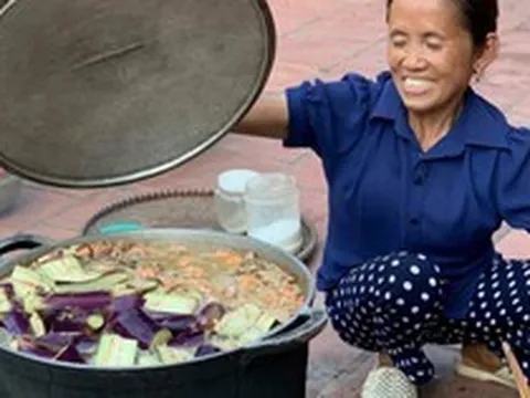 Thu nhập của Bà Tân Vlog