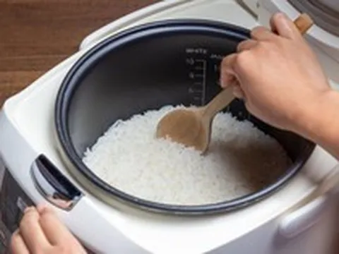 Lời khuyên cho các gia đình đang dùng nồi cơm điện: Đừng làm việc này ngay khi cơm chín