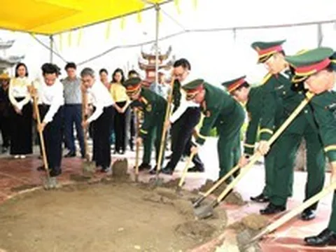 Khai quật mộ chôn tập thể, tìm hài cốt 8 liệt sĩ bị sát hại năm 1951