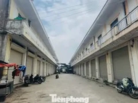 Chợ hơn 140 tỷ 'ế ẩm', loay hoay tìm tiểu thương sau 7 năm hoạt động