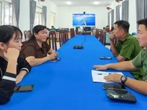 Tài khoản ngân hàng phát sinh giao dịch 20 triệu, 20.000, 10.000 đồng..., người phụ nữ phải đến Công an làm việc