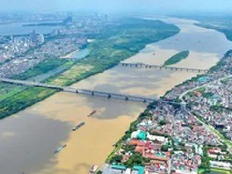 “Đánh thức” sông Hồng, tạo không gian sống xanh cho Thủ đô