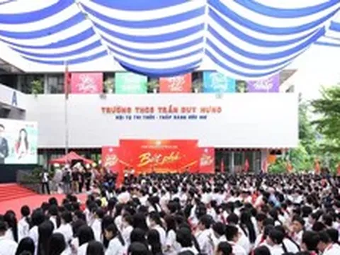 Từ 15/11, ban đại diện cha mẹ học sinh không được thu, quản lý tiền hỗ trợ