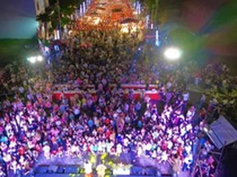 Hơn 30.000 lượt khách trong 3 ngày: Bài toán thương mại Shophouse Elite Residence