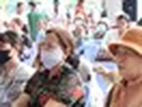 TPHCM: Bệnh nhân khám ung thư tăng nhưng máy chiếu chụp chẩn đoán ‘đắp chiếu’