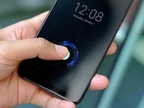 Vì sao không nên sử dụng khuôn mặt, vân tay để mở khóa điện thoại?
