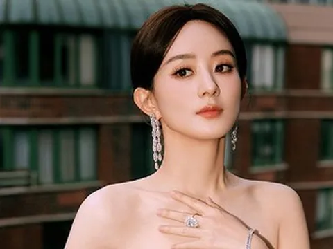 Diễn viên Triệu Lệ Dĩnh nhập viện cấp cứu