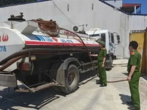 Phát hiện hầm chứa 3.000 lít dầu chờ bán tại cơ sở kinh doanh phế liệu