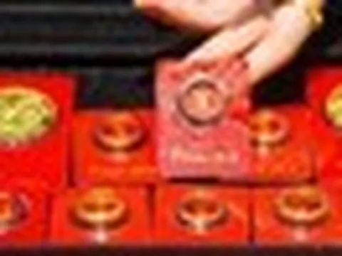Giá vàng hôm nay 2/10 đột ngột giảm mạnh
