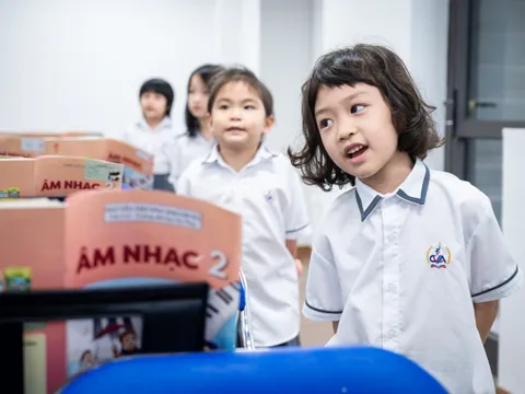 Sắp làm bộ sách giáo khoa mới, từ lớp 1 đến lớp 12