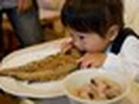 Bé 2 tuổi ăn một loại cá suốt 8 tháng, xét nghiệm thủy ngân vượt mức khuyến nghị
