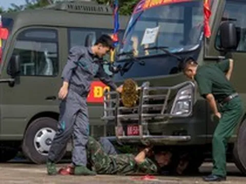Lô 35 xe Hyundai vừa được bàn giao cho Bộ Quốc phòng, thực hiện nhiệm vụ đặc biệt