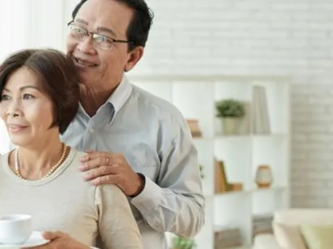 Tuổi già đừng vội về quê hay ở cùng con cái: Ở qua 3 nơi tôi mới thấm thía