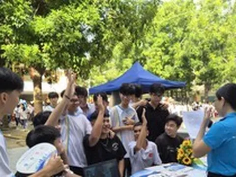 Chưa liên kết VNeID vẫn được nhận lương hưu, trợ cấp