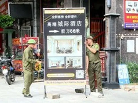TP Bắc Ninh mở cao điểm dẹp 'loạn' biển quảng cáo, lập lại trật tự đô thị