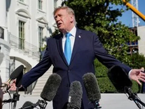 Ông Trump tuyên bố không được gọi AI phải là SI, gọi sai sẽ bị coi là kẻ thù của nhà Trắng: Elon Musk hứa đổi tên thành SpaceXSI