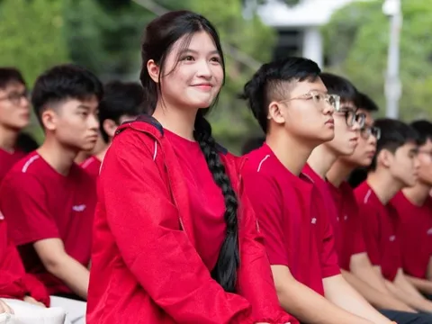 Đại học Bách khoa Hà Nội tặng mỗi sinh viên 100.000 đồng