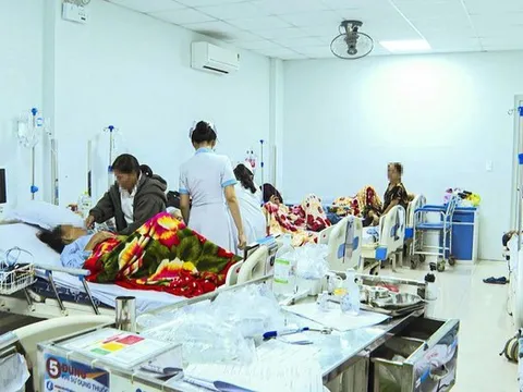 Nhiều trường hợp nhập viện sau khi ăn bánh mì