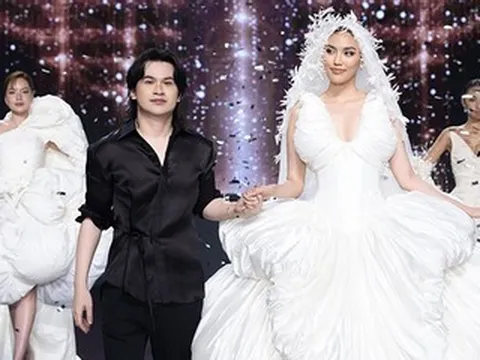 Đột nhập hậu trường show có hoa hậu Lê Hoàng Phương, siêu mẫu Lan Khuê diễn