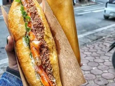 Đề nghị tạm ngừng cơ sở bánh mì liên quan loạt ca nghi ngộ độc ở Quảng Ngãi