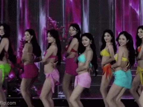53 thí sinh Hoa hậu Việt Nam trình diễn bikini bốc lửa