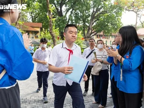 Thi lớp 10 '2 hay 3 môn': Đừng nhầm tuyển sinh với đánh giá toàn diện
