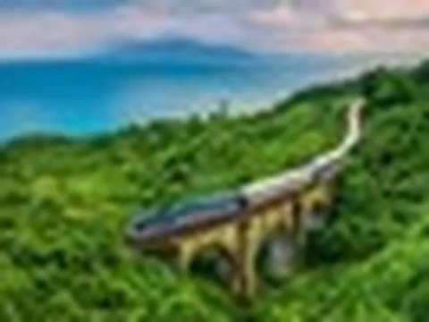 Việt Nam vừa hoàn thành nâng cấp 32 toa tàu, phục vụ chuyến chạy 411 km xuyên 4 tỉnh trong ~8 tiếng: Hiện đại như ở Nhật Bản, Italia, giá vé chỉ từ vài trăm nghìn đồng