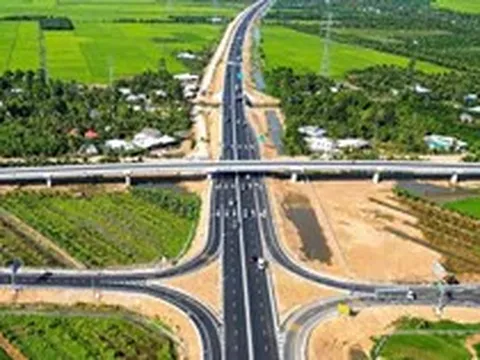 Tạm đóng cao tốc Mỹ Thuận - Cần Thơ một số khung giờ để lắp dầm cầu vượt