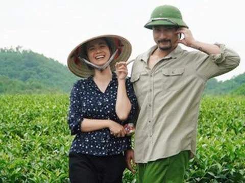 Hình ảnh không có trên phim 'Căn nhà không mái che', Duy Hưng nhí nhảnh bên Huyền Lizzie