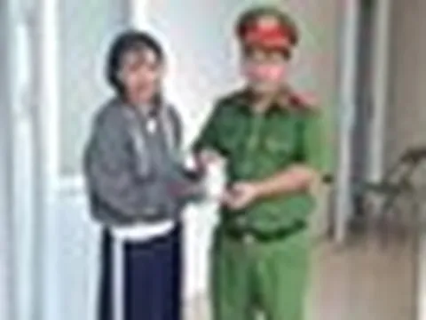 Giao dịch 1,4 tỷ đồng bất ngờ chuyển vào tài khoản Lê Thị Lan lúc 23 giờ