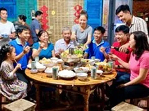 Về miền Tây ăn giỗ, cười xỉu với những câu khen chê thú vị