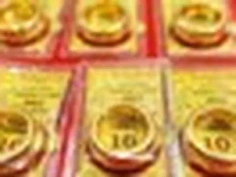 Giá vàng nhẫn trơn, vàng miếng sáng 17/10 tại SJC, PNJ, DOJI, Bảo Tín Minh Châu và Bảo Tín Mạnh Hải đồng loạt giảm