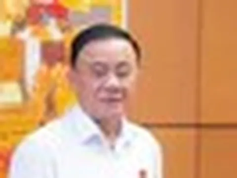 Thường trực Ban Bí thư nói về sách giáo khoa: 'Có vấn đề'