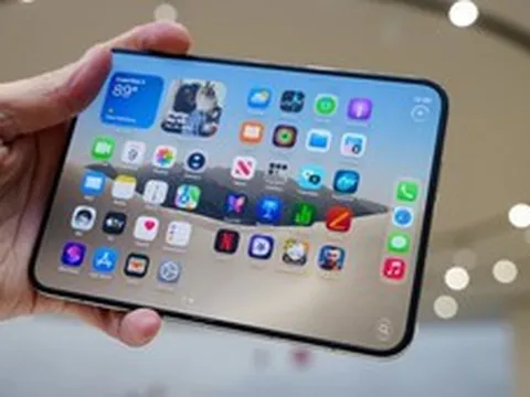 iPhone Duo cháy hàng, dân buôn rao bán lại giá hơn 130 triệu đồng