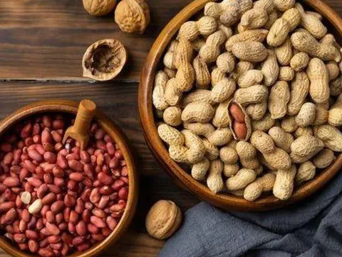 Những người không nên ăn lạc, biết mà tránh kẻo "rước họa"
