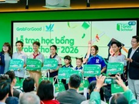 Grab trao 300 suất học bổng và hỗ trợ học tập cho học sinh sinh viên