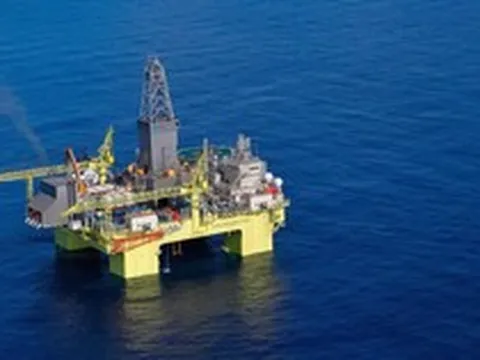 Khoan thăm dò hơn 4.200m xuống đáy biển, phát hiện mỏ khí đốt khổng lồ có thể khai thác đến 5,5 triệu thùng dầu