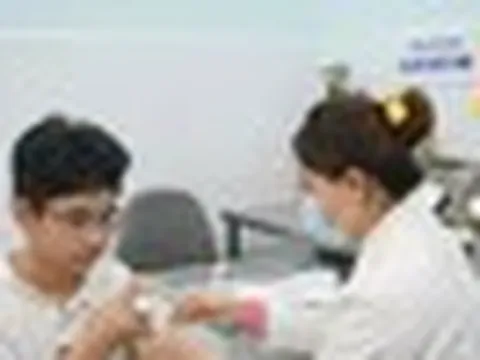 Từ vụ học sinh tử vong vì não mô cầu: Tiêm vaccine có tác dụng bao lâu?