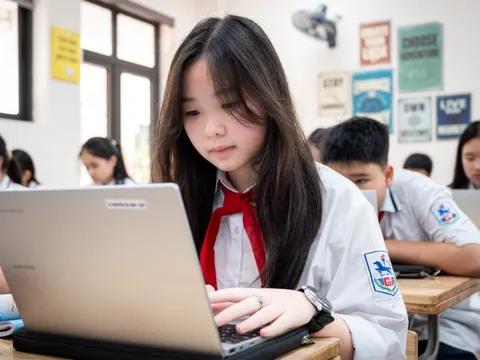 Học sinh lớp 6-12 có thể kiểm tra cuối kỳ trên máy tính