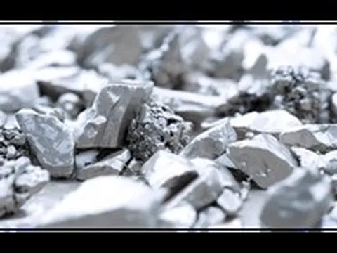 Một kim loại 'bay' nửa giá trị từ đầu năm, chuyện gì đang xảy ra?