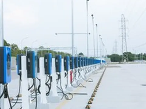 Việt Nam vừa có trạm sạc rộng gần 3 ha, hơn 1.000 ô tô sạc cùng lúc - đã lớn nhất thế giới chưa?