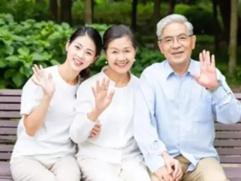 Về già, người nhiều tiền chưa chắc đã được con cái tôn trọng bằng người "nghèo rách" nhưng làm được 3 điều này