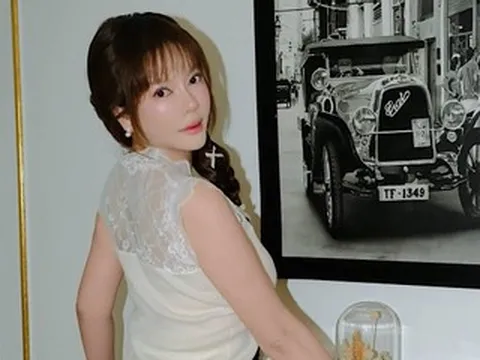 Lý Nhã Kỳ như 'nàng thơ' mong manh, Cục trưởng Xuân Bắc ăn bữa tối đạm bạc