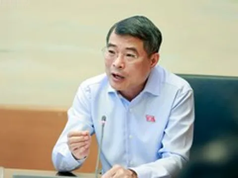Thủ tướng Lê Minh Hưng yêu cầu tiếp tục giảm tối thiểu 30% số dự án đầu tư công, dồn vốn cho công trình trọng điểm, có tác động lan toả
