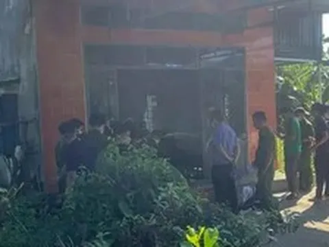 Hai cha con chết cháy trong nhà lúc rạng sáng