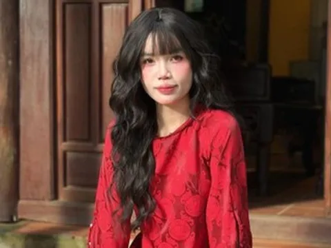 Cô gái Đồng Nai tha thiết tìm bố mẹ ruột: ‘Bố mẹ ơi, con không trách bố mẹ’
