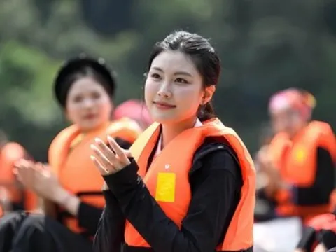Thủ khoa từng nhận học bổng hơn 500.000 USD gây chú ý tại Hoa hậu Việt Nam 2026