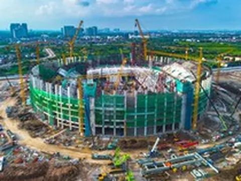 Nhật Bản mất 3 năm, Mỹ mất 4 năm nhưng Việt Nam chỉ cần khoảng 17 tháng để hoàn thành siêu công trình lớn gấp 1,5 lần sân Mỹ Đình