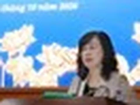 Bộ trưởng Đào Hồng Lan khóc tại buổi họp báo về hiến mô, tạng