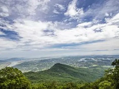 Hà Nội thông qua việc sáp nhập một phần diện tích tỉnh Phú Thọ